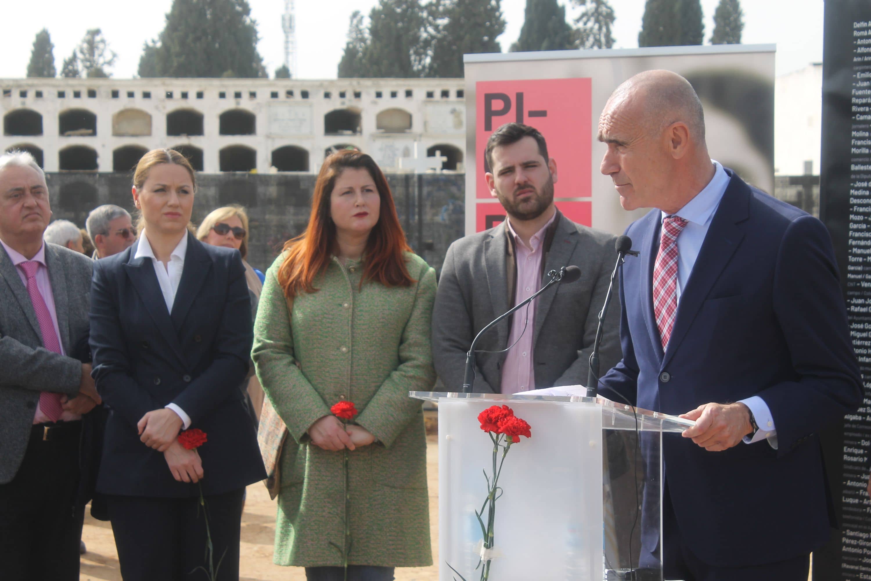 Momentos durante el acto de cierre de Pico Reja